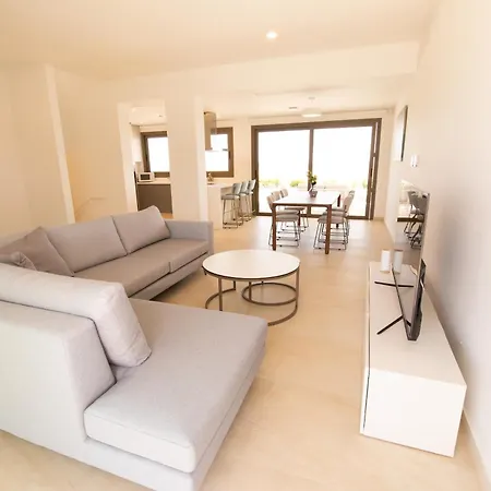 Phaedrus Living: Serenity Waves No.8 Villa Softades